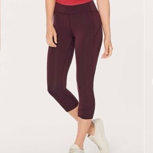 Lululemon In Movement Crop Everlux 19" Garnet Maroon Deep Red Burgundy sz 4 EUC
